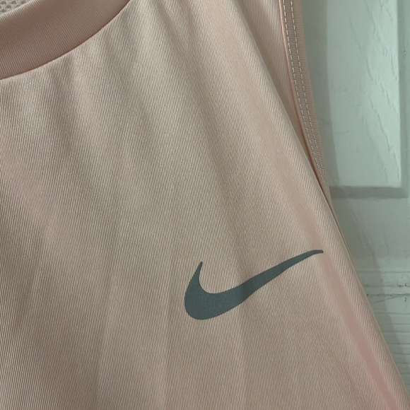 EUC Nike Running Dri-Fit Pink Tank Size Medium - Picture 2 of 5